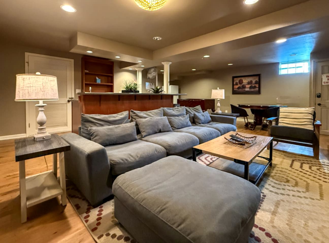 Luxurious Villa with Hot-tub, Fire Pit and Games in Gary, Indiana