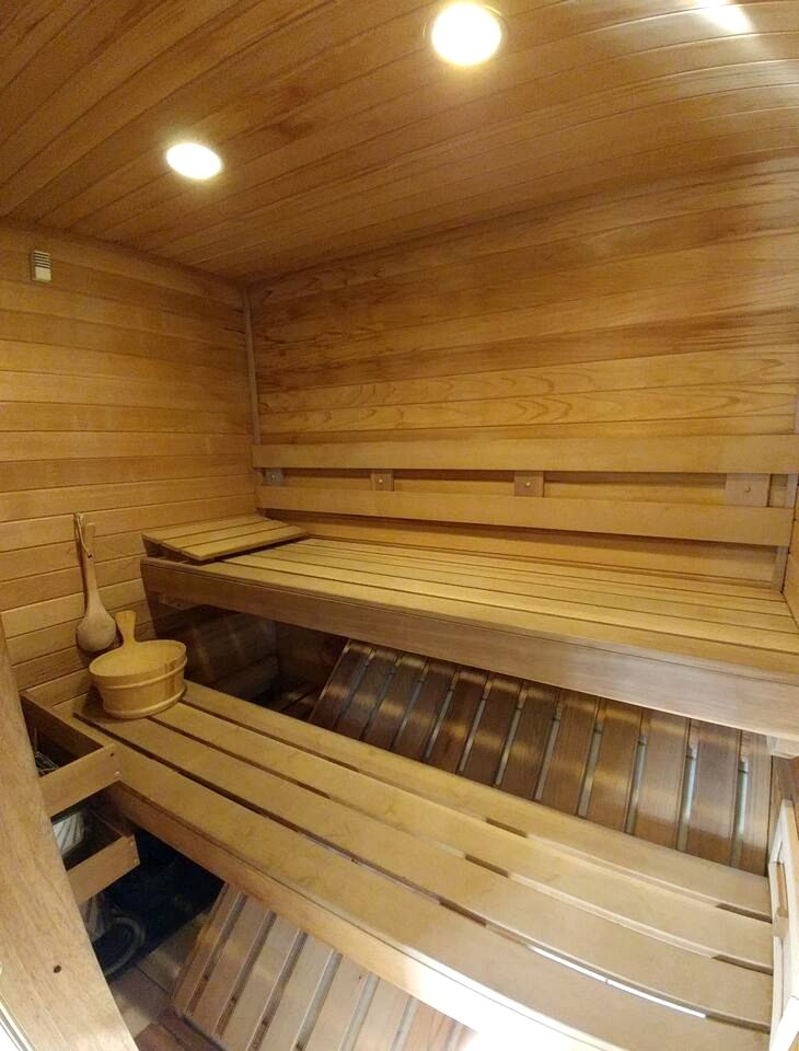 Luxurious Villa with Hot-tub, Fire Pit and Games in Gary, Indiana