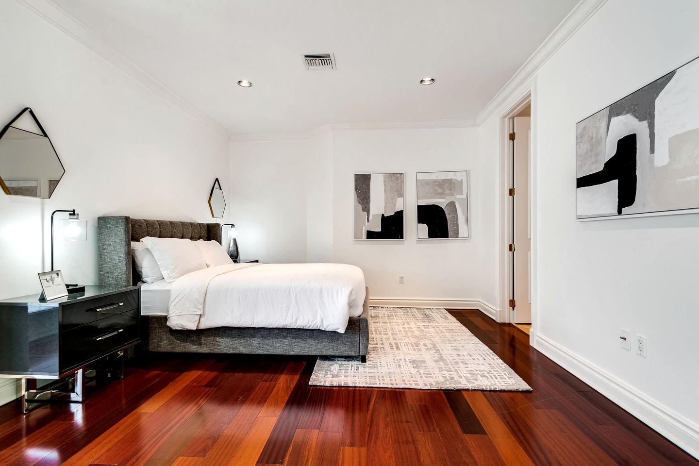 Luxury Waterfront Mansion with Rooftop Terrace near Las Olas, Fort Lauderdale FL