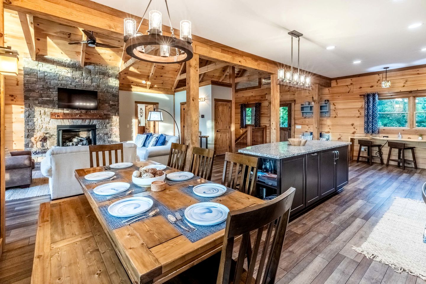 Luxury Lakeview Cabin with Theatre & Game Room near Fontana Lake, Bryson City NC