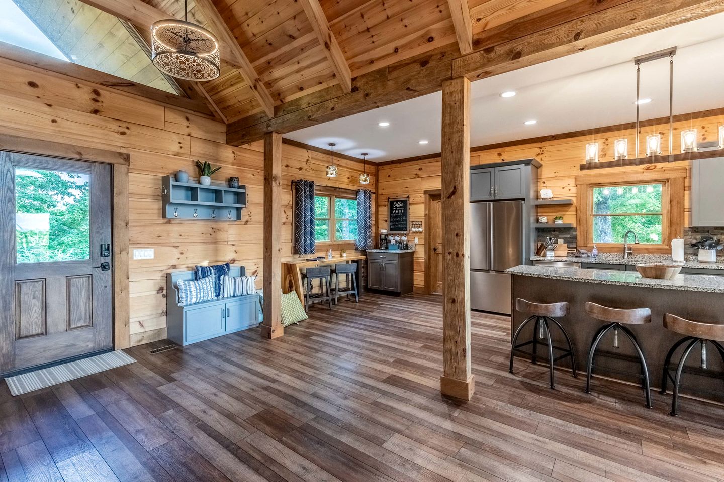 Luxury Lakeview Cabin with Theatre & Game Room near Fontana Lake, Bryson City NC
