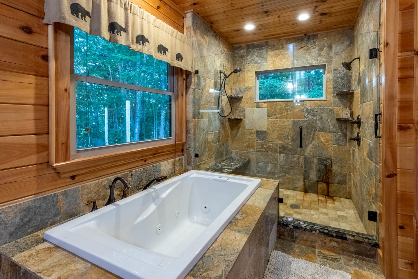 Spacious Smoky Mountain Cabin with Hot Tub & Game Room near Waynesville, NC