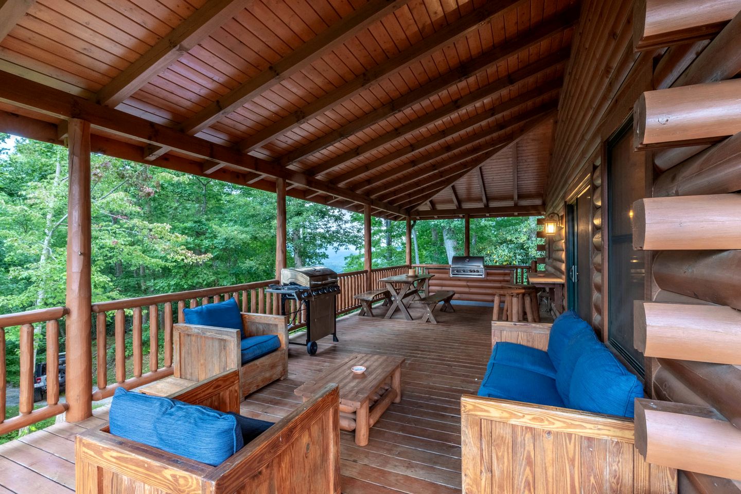 Spacious Smoky Mountain Cabin with Hot Tub & Game Room near Waynesville, NC