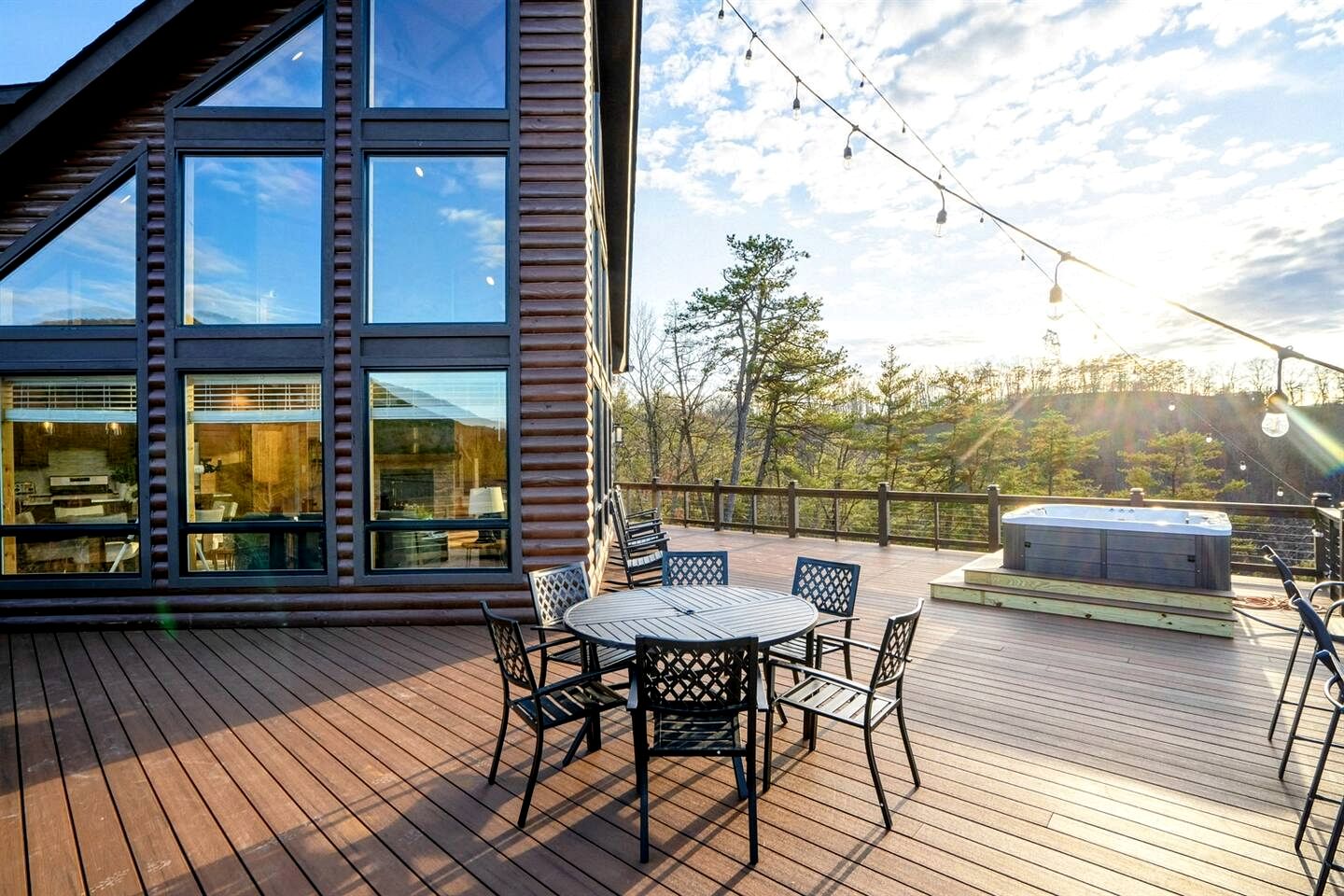 Luxurious A-Frame Mountain Retreat with Hot Tubs & Game Room Near Seneca Rocks, Milam, WV