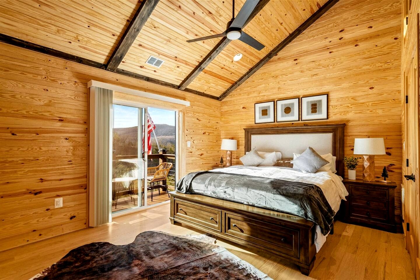 Luxurious A-Frame Mountain Retreat with Hot Tubs & Game Room Near Seneca Rocks, Milam, WV