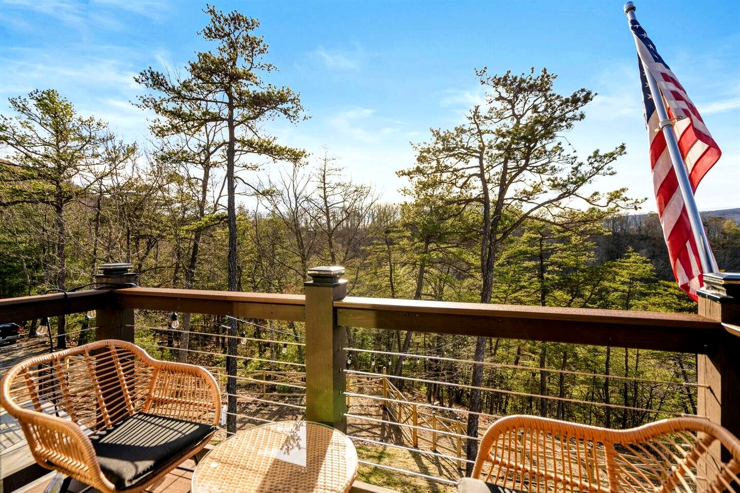 Luxurious A-Frame Mountain Retreat with Hot Tubs & Game Room Near Seneca Rocks, Milam, WV