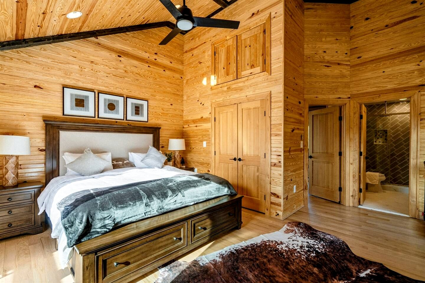 Luxurious A-Frame Mountain Retreat with Hot Tubs & Game Room Near Seneca Rocks, Milam, WV