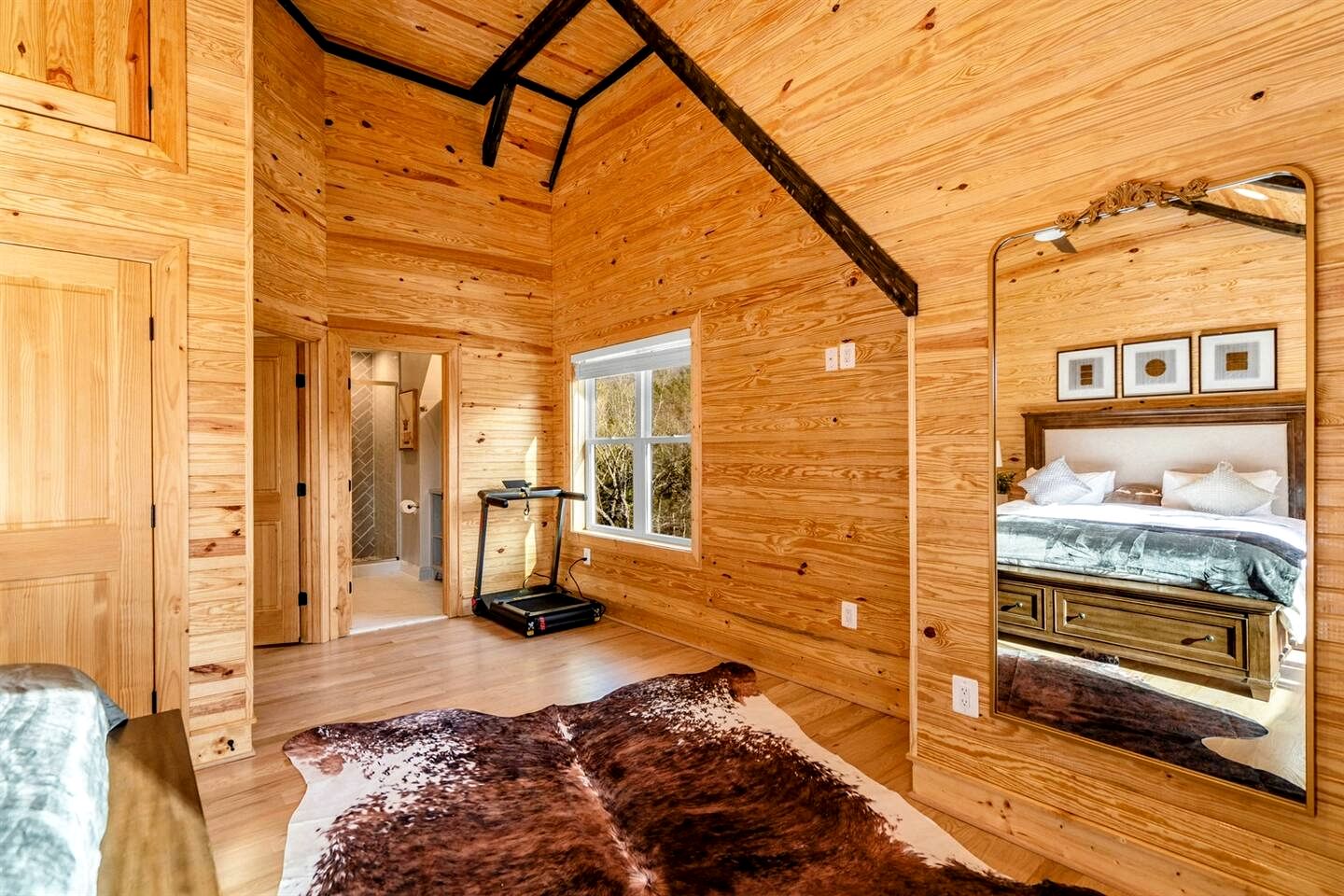 Luxurious A-Frame Mountain Retreat with Hot Tubs & Game Room Near Seneca Rocks, Milam, WV