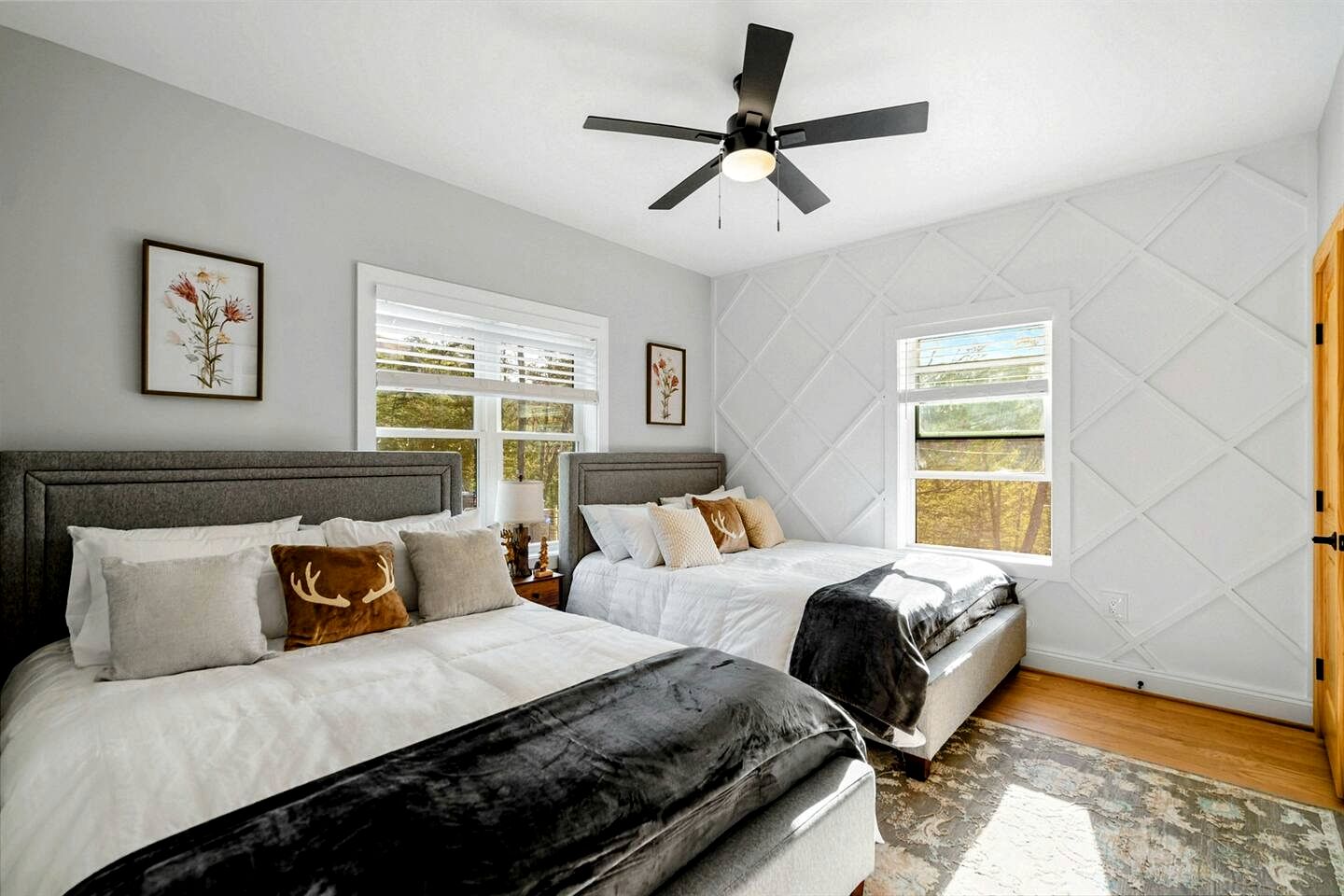 Luxurious A-Frame Mountain Retreat with Hot Tubs & Game Room Near Seneca Rocks, Milam, WV