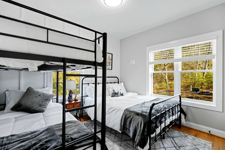 A-Frames (United States of America, Milam, West Virginia)