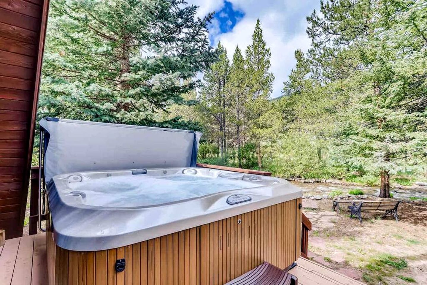 Luxury A-Frame with Hot Tub for Dreamy Vacations in Colorado
