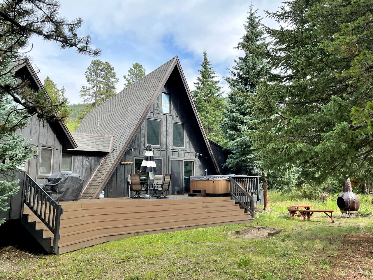 Luxury A-Frame with Hot Tub for Dreamy Vacations in Colorado