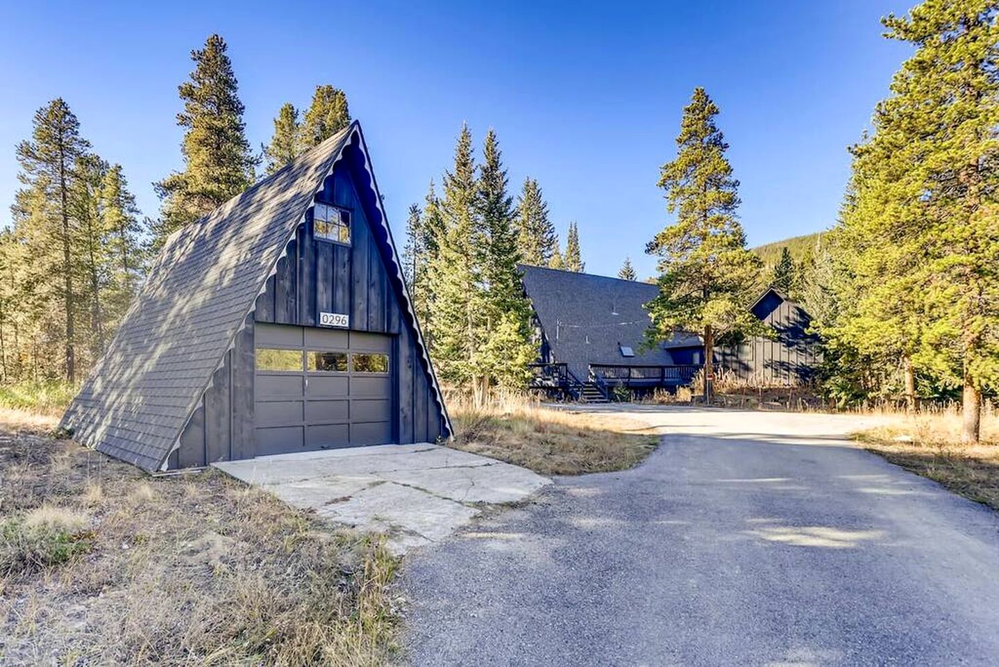 Luxury A-Frame with Hot Tub for Dreamy Vacations in Colorado
