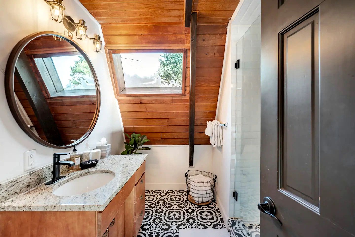Luxury A-Frame with Hot Tub for Dreamy Vacations in Colorado