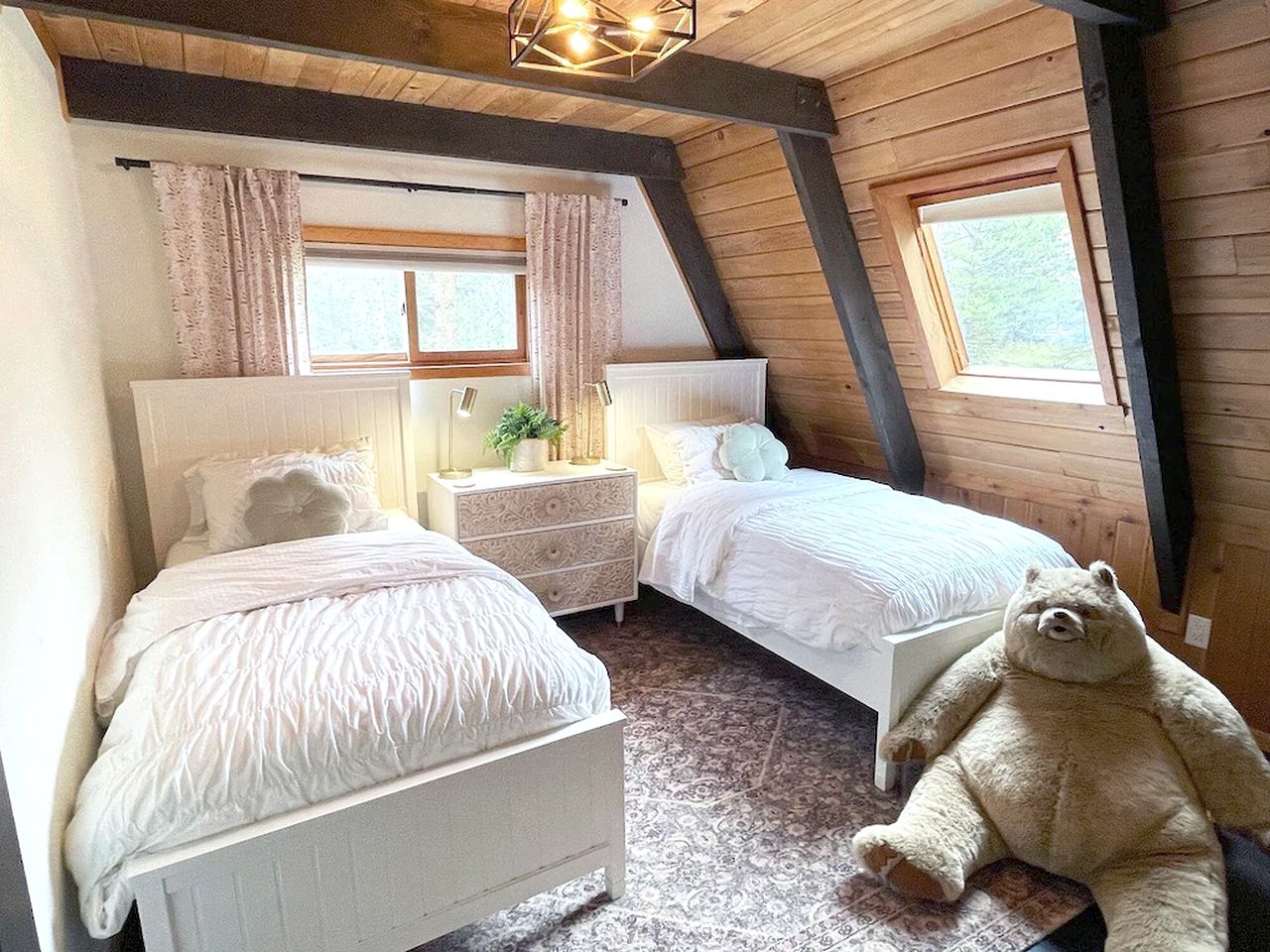 Luxury A-Frame with Hot Tub for Dreamy Vacations in Colorado