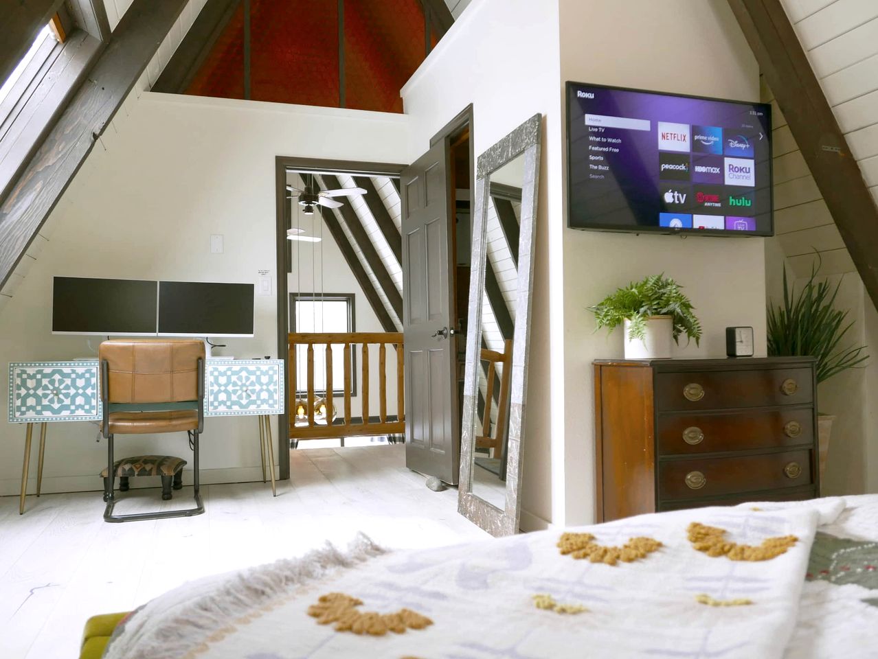 Luxury A-Frame with Hot Tub for Dreamy Vacations in Colorado