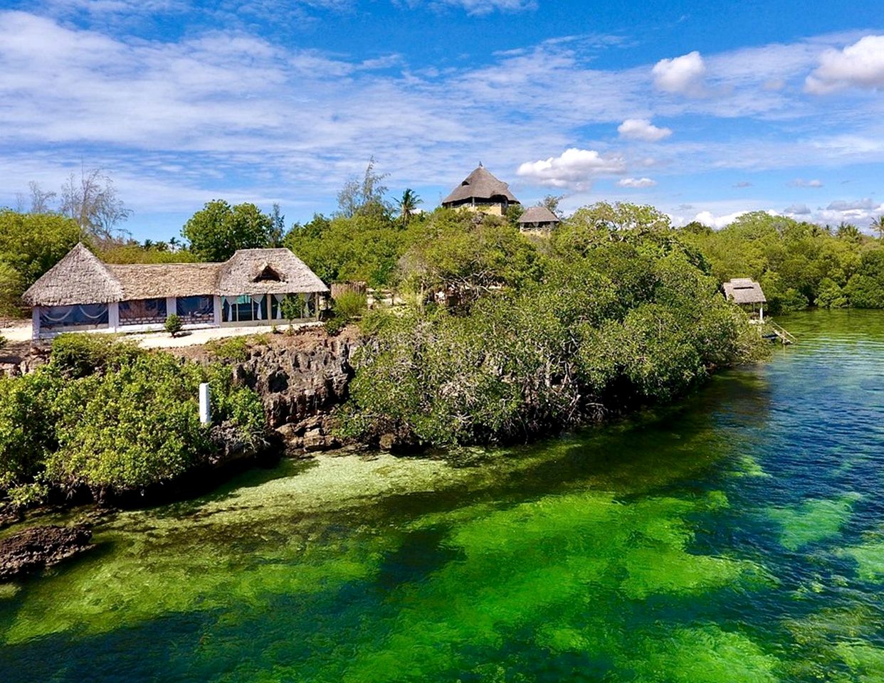 Luxury Accommodation with Fabulous Views on Mida Creek in Watamu, Kenya