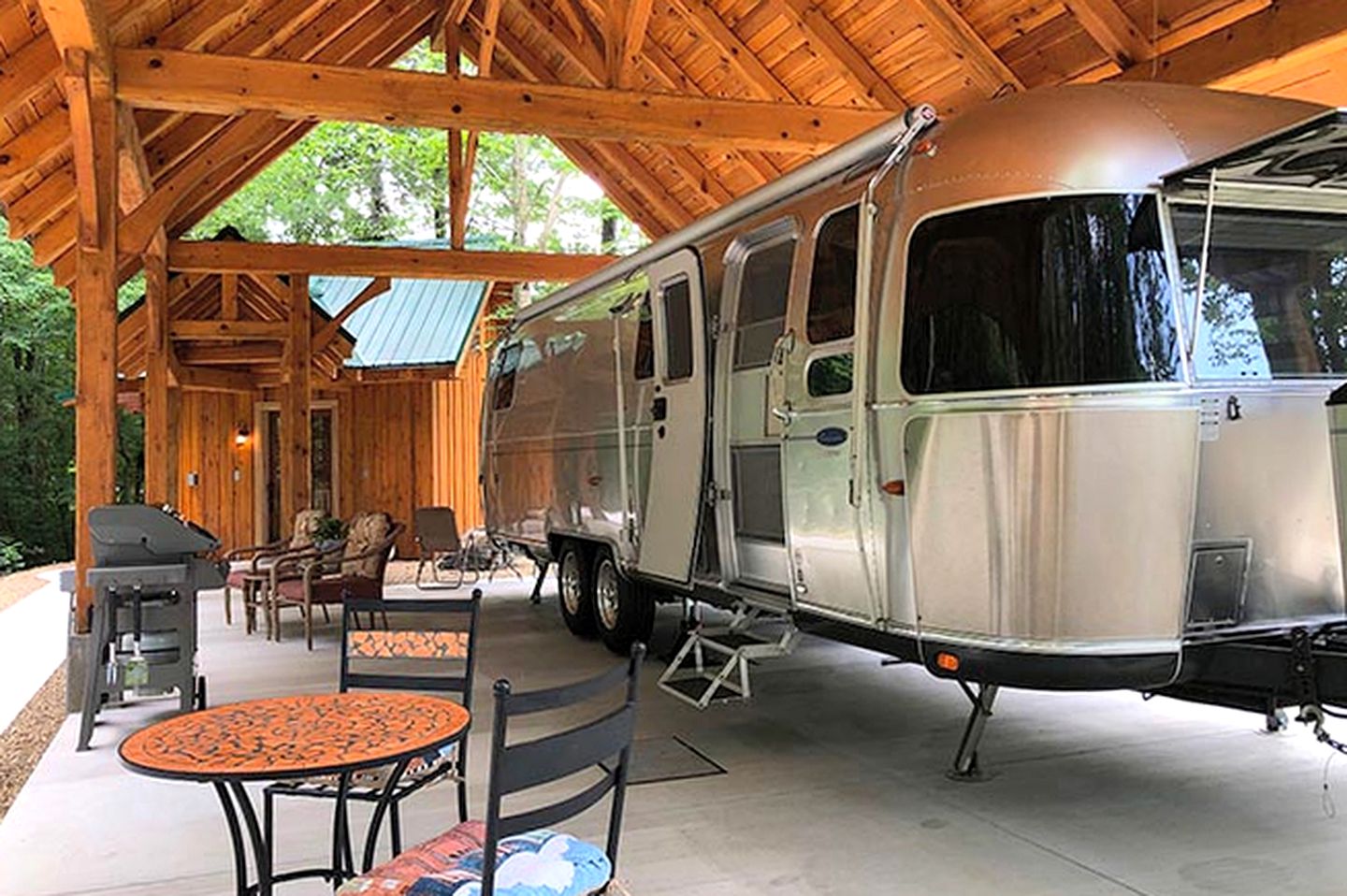 Getaway Golden Valley, North Carolina Glamping Hub