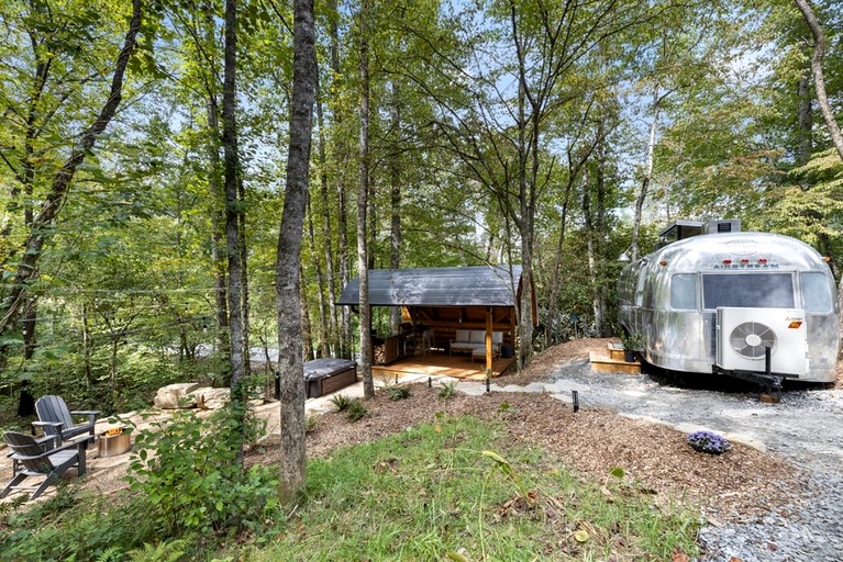 Airstreams (United States of America, Pisgah Forest, North Carolina)