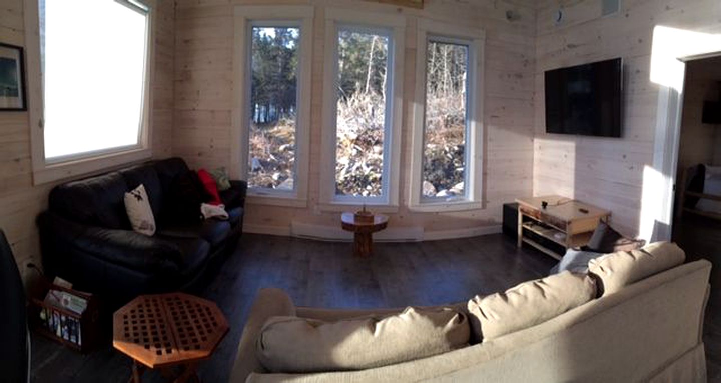 Luxury Cottage Rental with a Hot Tub Situated in Halifax, Nova Scotia