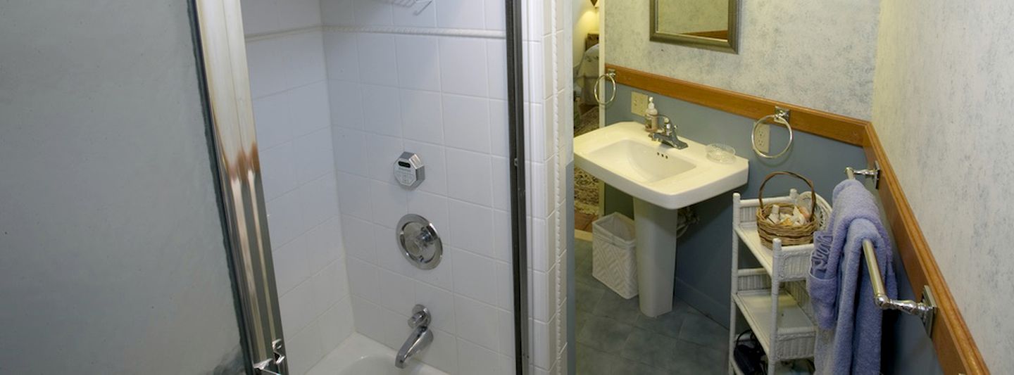 Luxury Bed and Breakfast Vacation Rental near Warren, Vermont