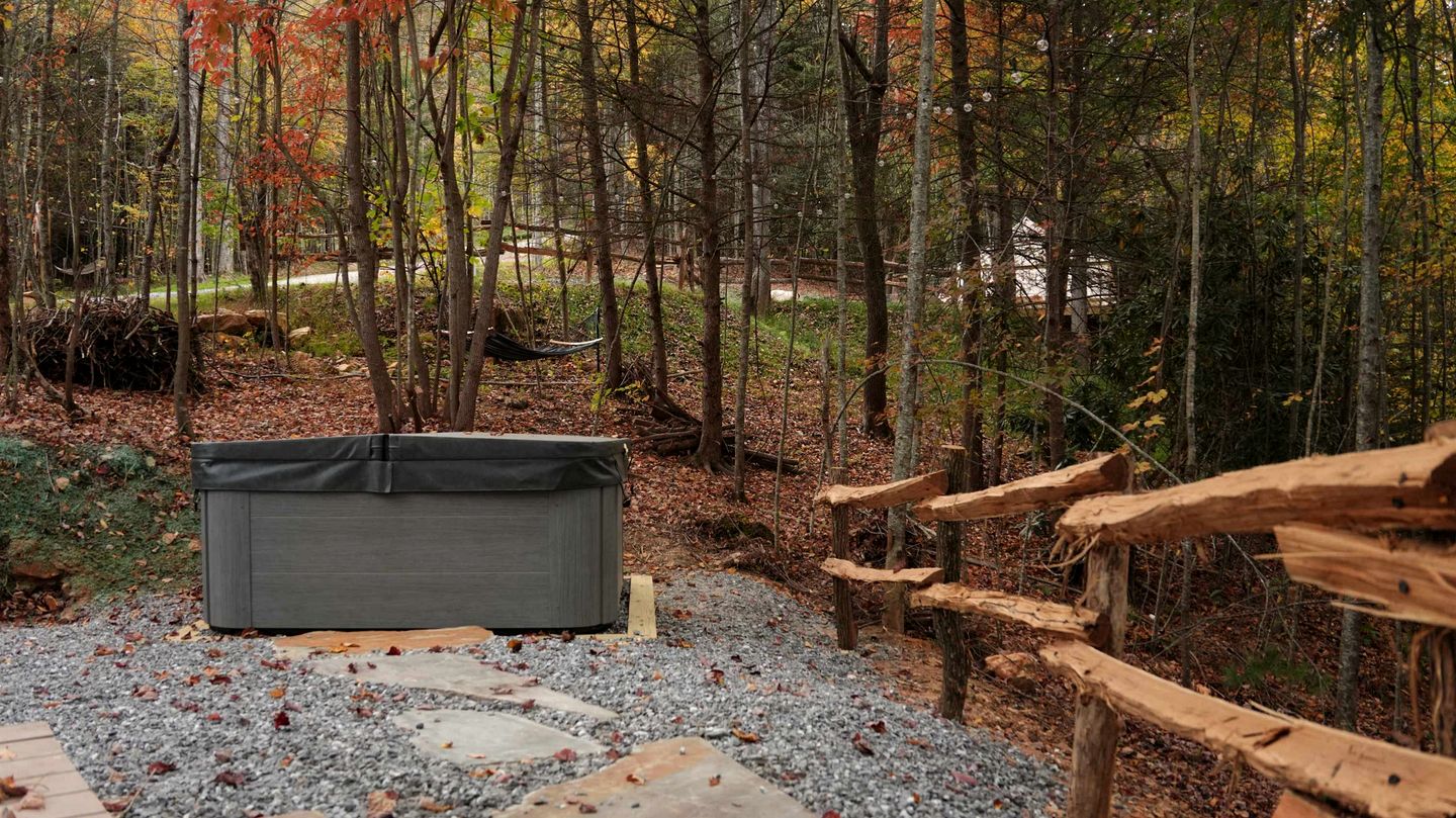 Luxury Bell Tent Glamping with Hot Tub and Stargazing Deck Retreat in Waynesville, North Carolina