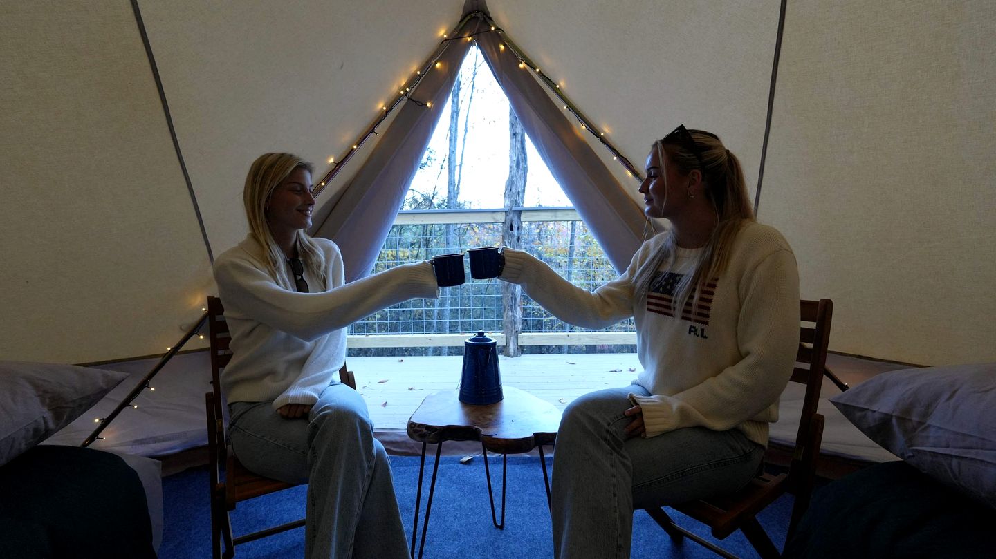 Luxury Bell Tent Glamping with Hot Tub and Stargazing Deck Retreat in Waynesville, North Carolina