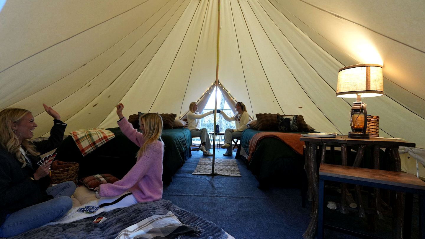 Luxury Bell Tent Glamping with Hot Tub and Stargazing Deck Retreat in Waynesville, North Carolina