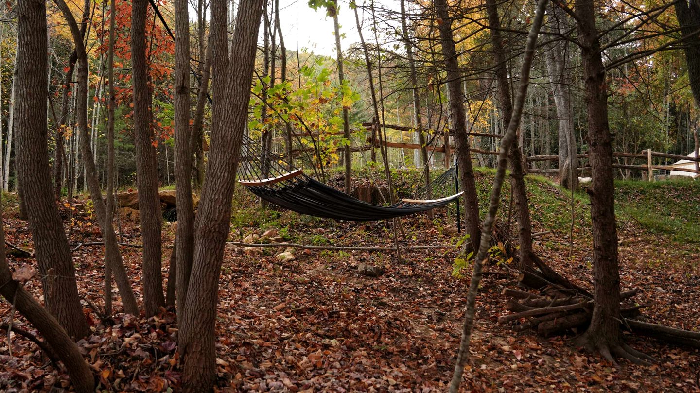 Luxury Bell Tent Glamping with Hot Tub and Stargazing Deck Retreat in Waynesville, North Carolina