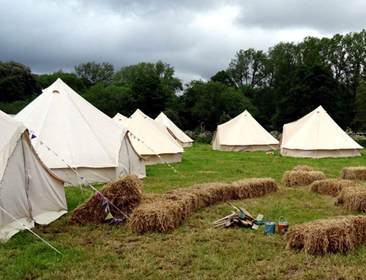 Luxury Bell Tents Ideal for a Romantic Retreat in the Stunning Countryside of Bath, United Kingdom