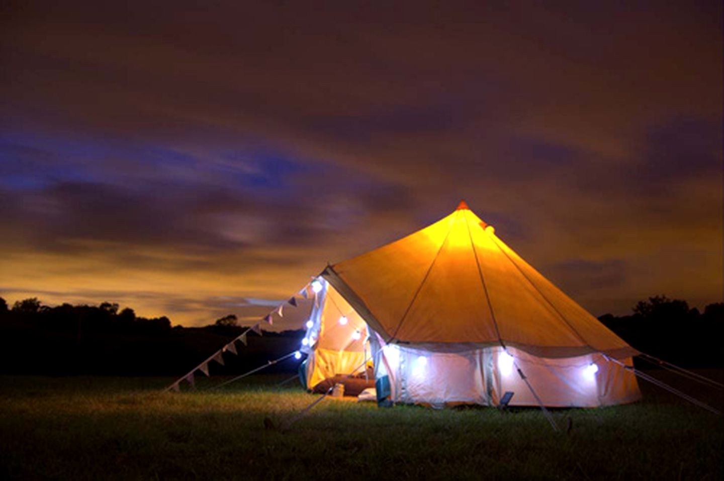 Luxury Bell Tents Ideal for a Romantic Retreat in the Stunning Countryside of Bath, United Kingdom