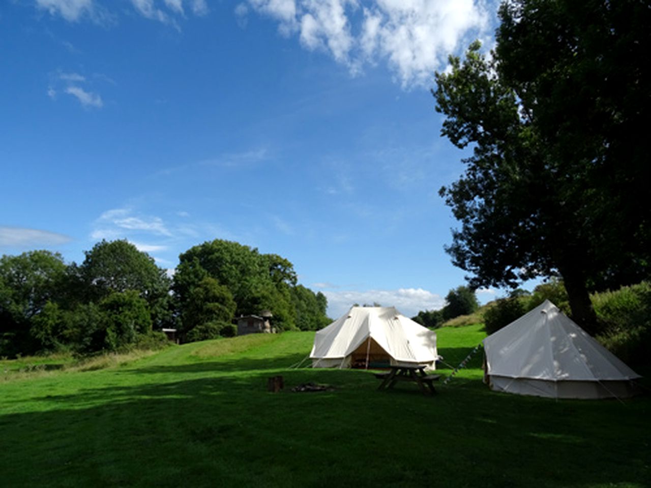 Luxury Bell Tents Ideal for a Romantic Retreat in the Stunning Countryside of Bath, United Kingdom