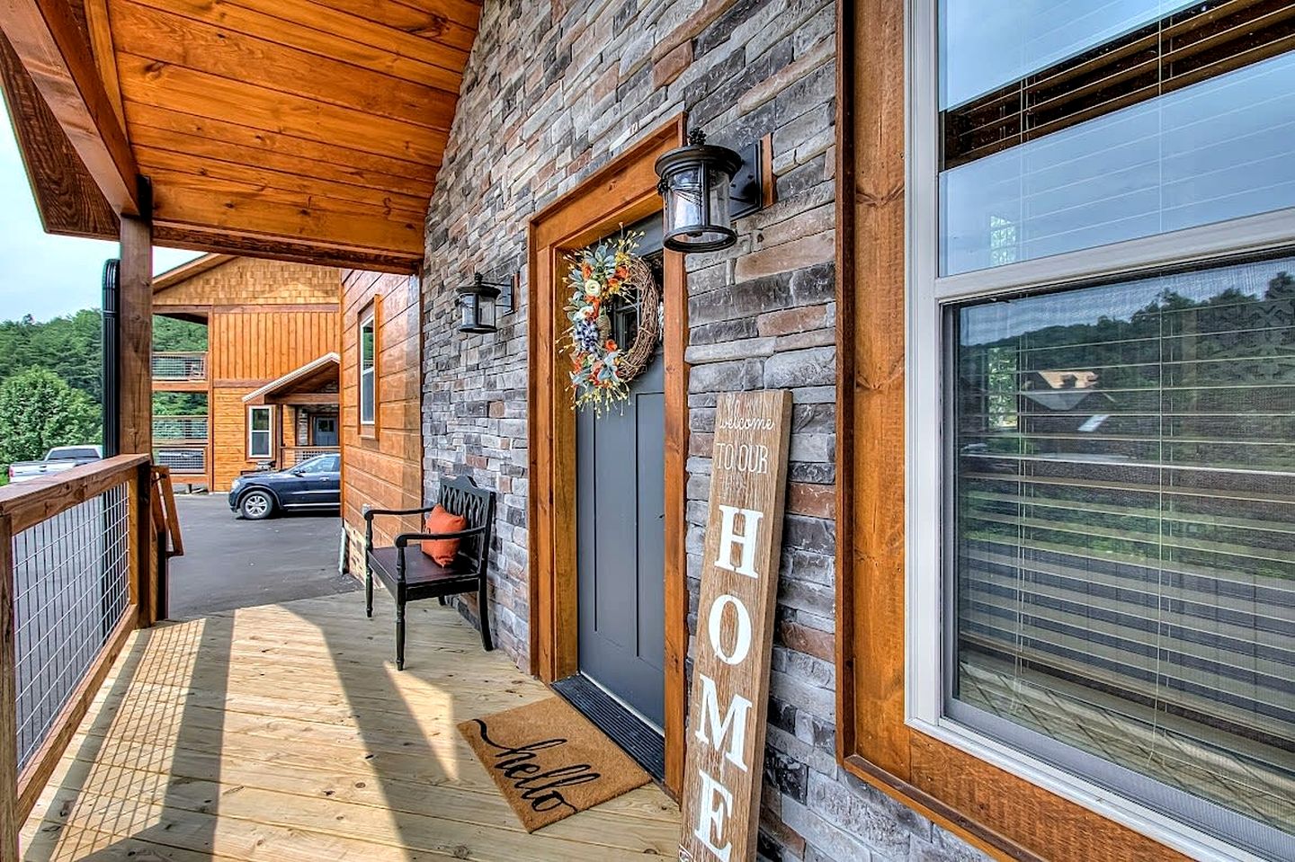 Luxury All-Wood Cabin with Game Room, Theater & Hot Tub near Pigeon Forge & Gatlinburg, Tennessee