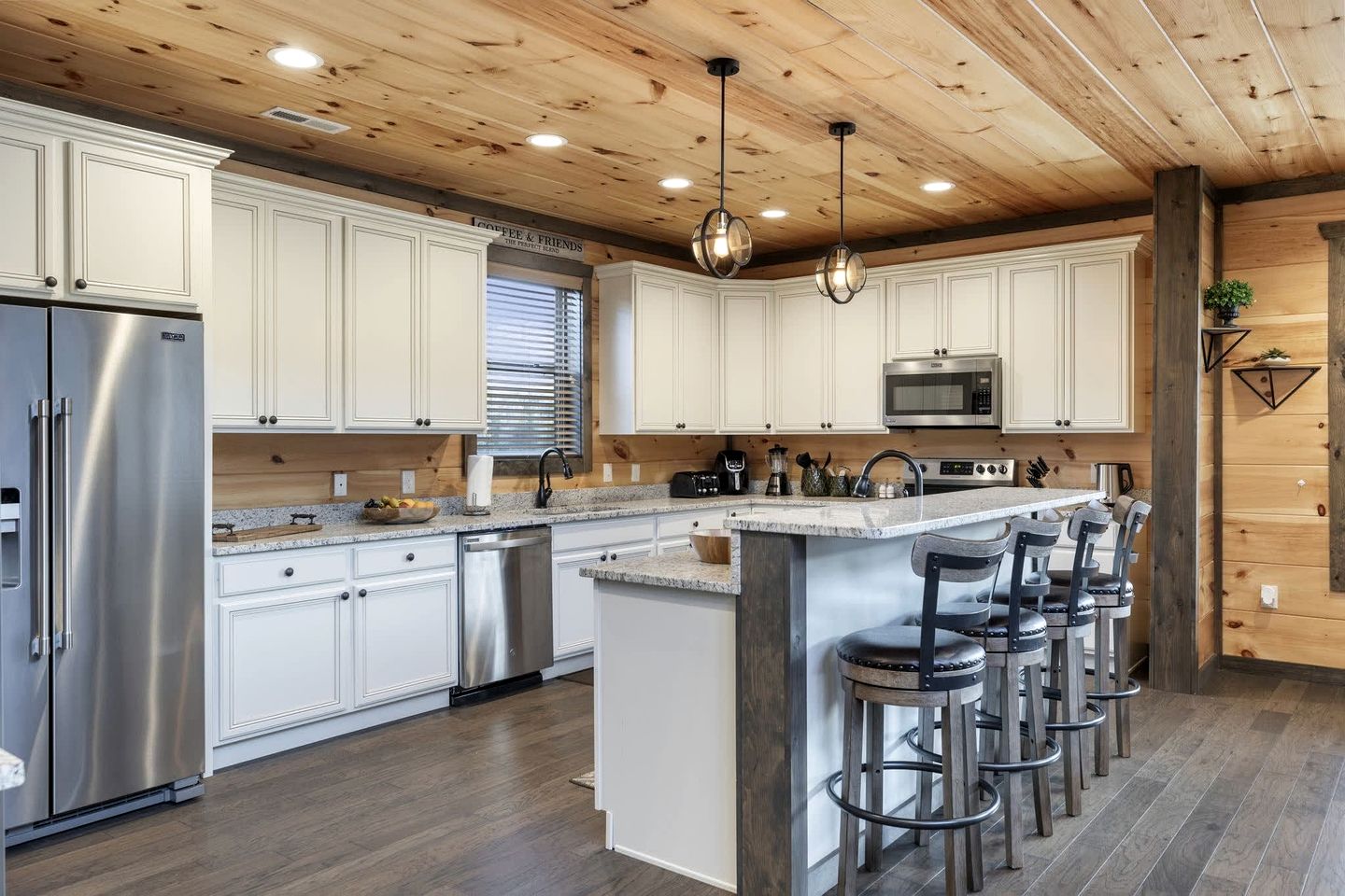 Luxury All-Wood Cabin with Game Room, Theater & Hot Tub near Pigeon Forge & Gatlinburg, Tennessee