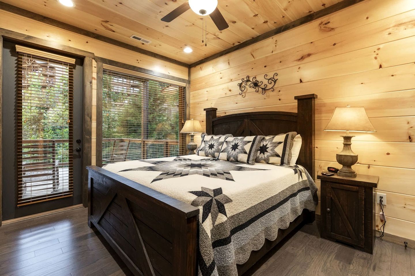 Luxury All-Wood Cabin with Game Room, Theater & Hot Tub near Pigeon Forge & Gatlinburg, Tennessee