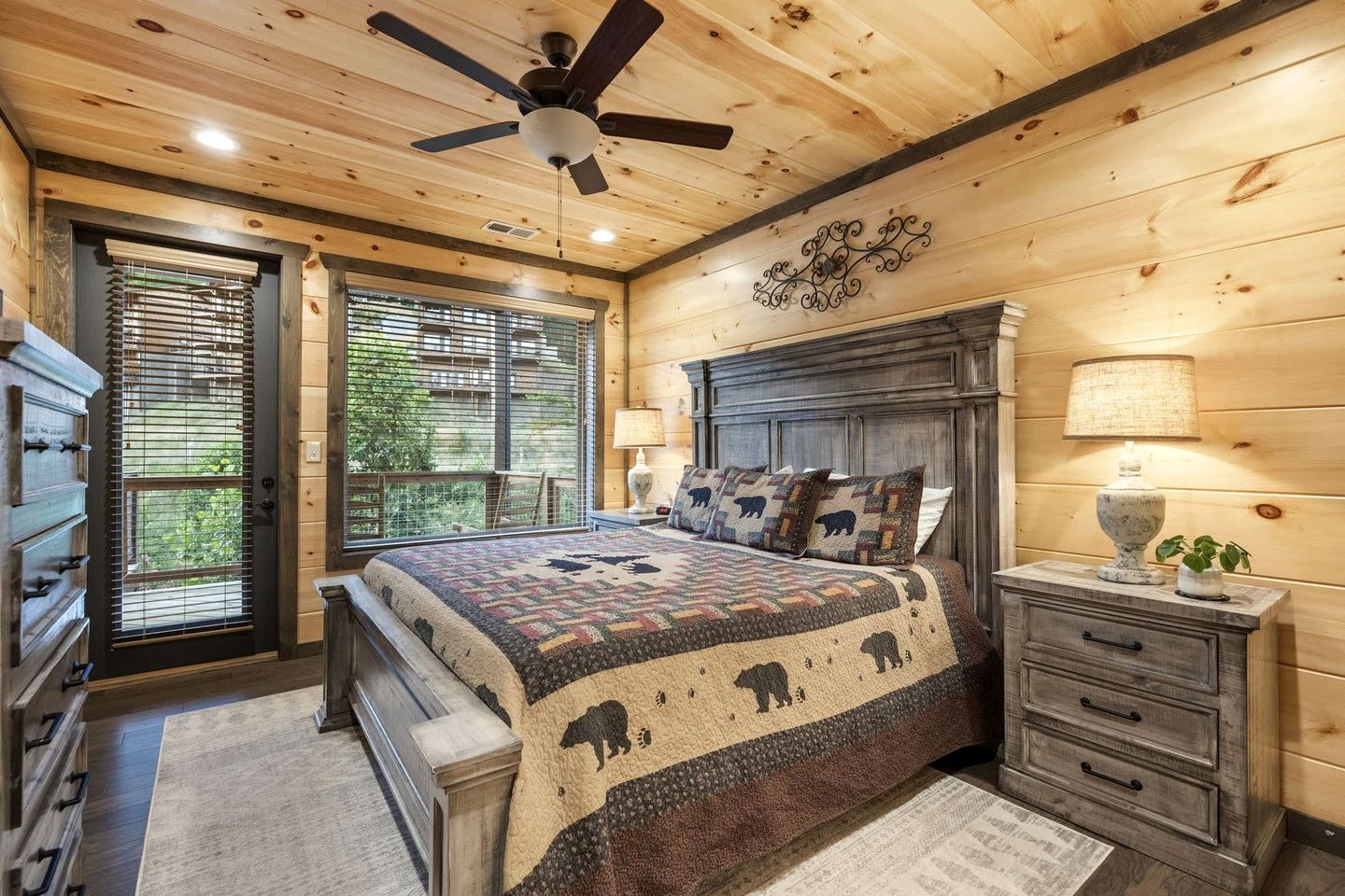 Luxury All-Wood Cabin with Game Room, Theater & Hot Tub near Pigeon Forge & Gatlinburg, Tennessee
