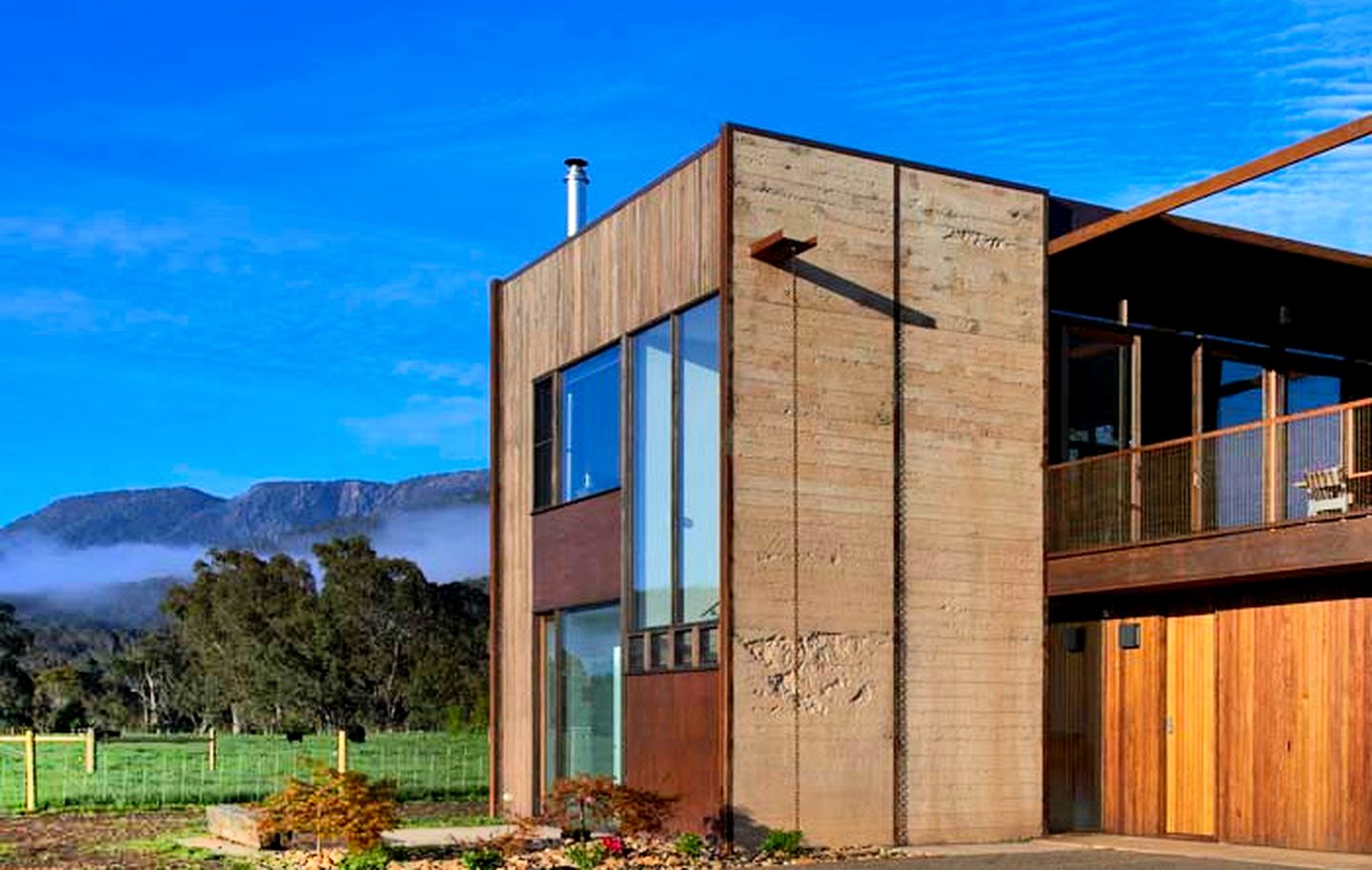 Farm Stay in Victoria Bright