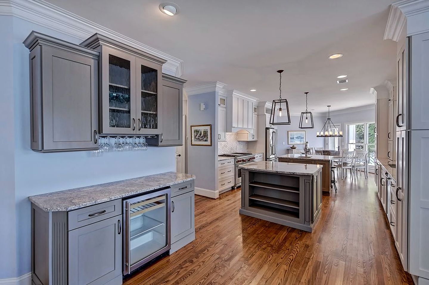 Luxury Cabin for Entertaining with an In-House Movie Theater on Lake Norman, North Carolina