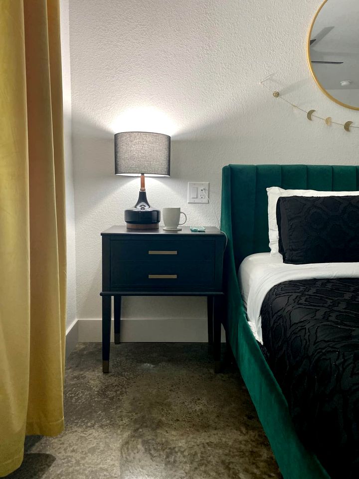 Luxury Cabin for Four for Texas Glamping Retreat