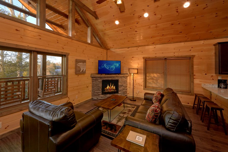 Cabins (United States, Gatlinburg, Tennessee)