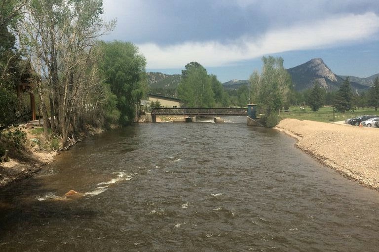 Cabins (Maggie Valley, North Carolina, United States)