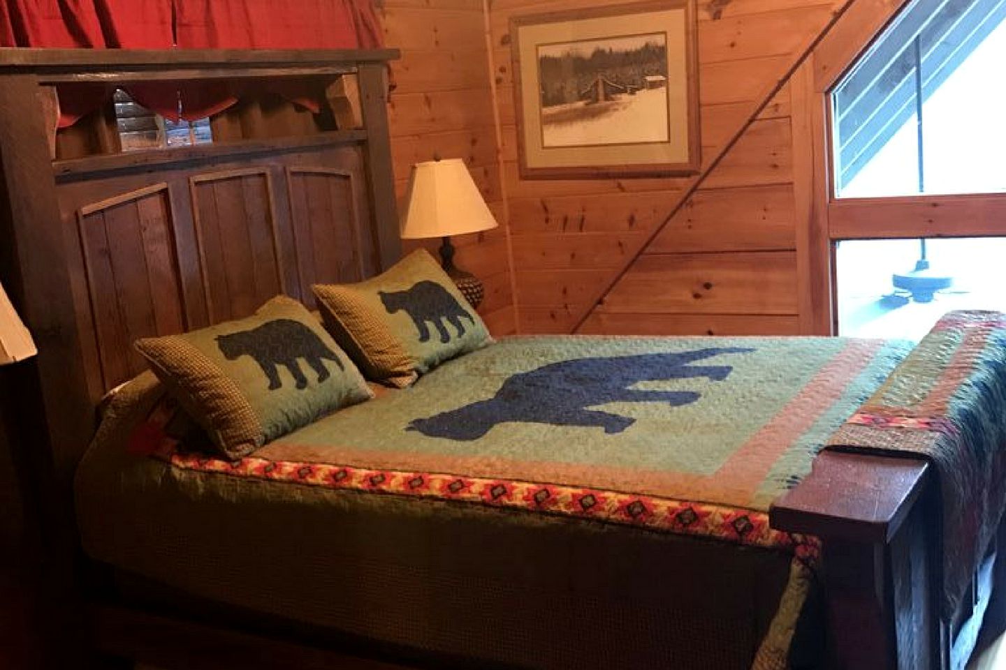 Luxury Cabin Rental With Creek Access in Maggie Valley, North Carolina