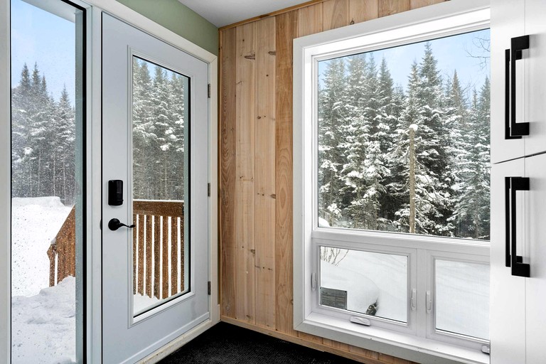 Cabins (Canada, Notre dame de la Merci, Quebec)