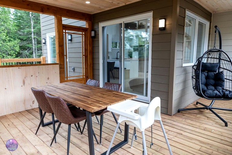 Cabins (Canada, Notre dame de la Merci, Quebec)