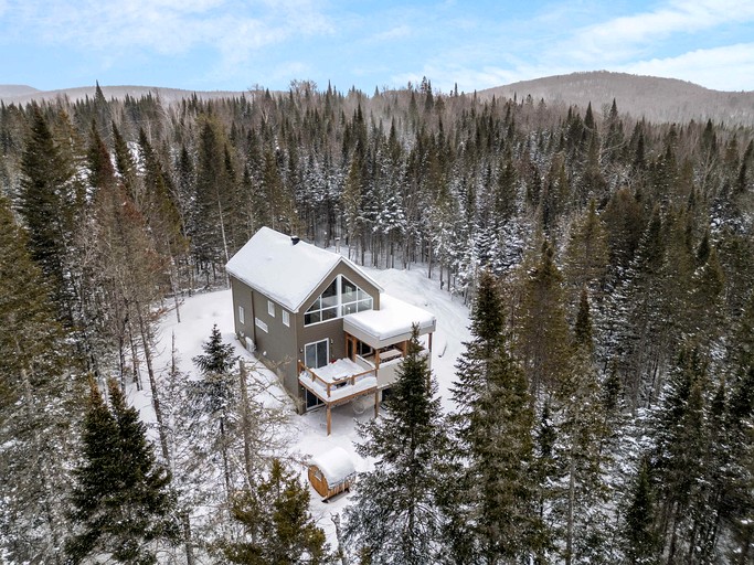 Cabins (Canada, Notre dame de la Merci, Quebec)