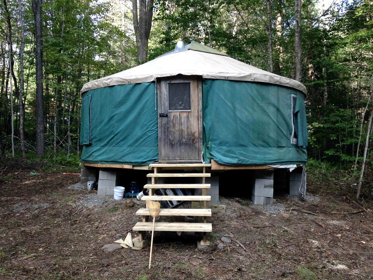 Luxury Camping in Cozy Yurt in Scenic Vermont