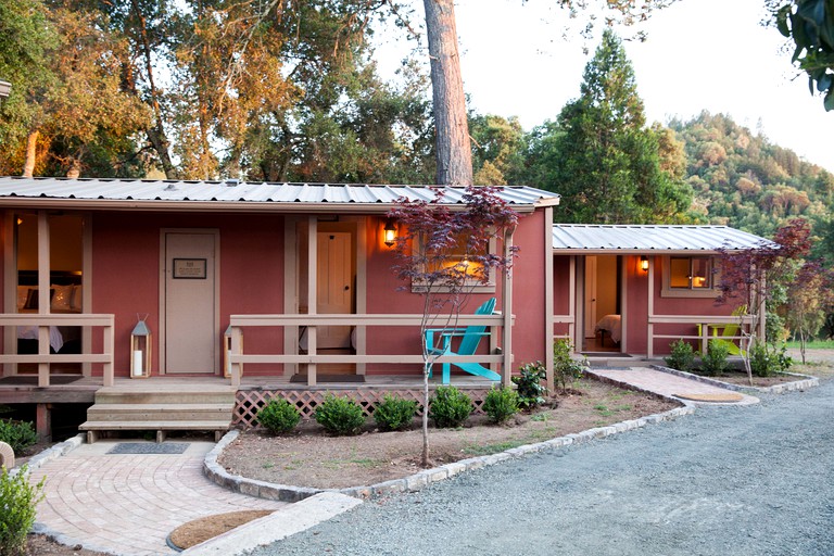 Cabins (Calistoga, California, United States)