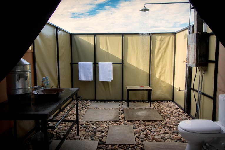 Safari Tents (Muhokya, Western Region, Uganda)