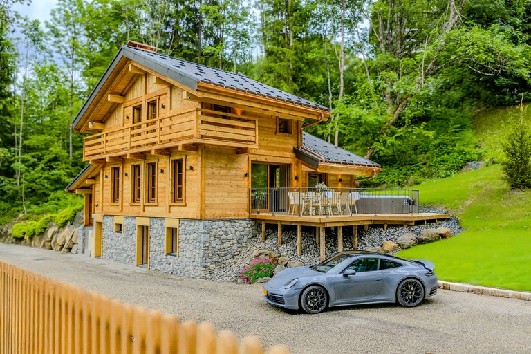 Vacation Rentals (France, Megève, Auvergne-Rhône-Alpes)