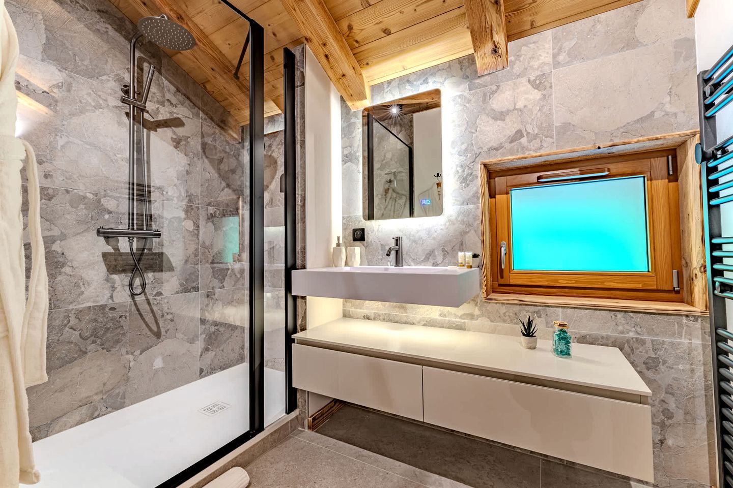 Luxury Chalet with Jacuzzi & Sauna near Ski Lifts in Megève, French Alps